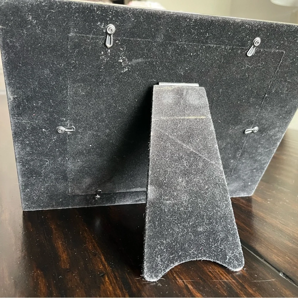 International Silver Collage Photo Frame with 5 openings $8